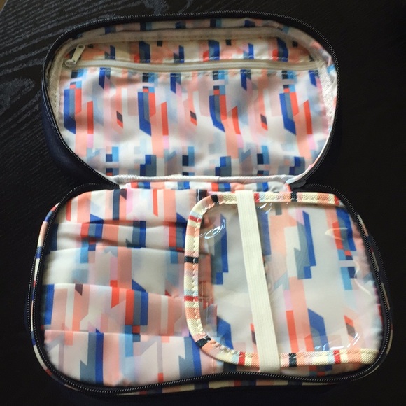 Yumi Kim Make-Up Train Case - Picture 2 of 5